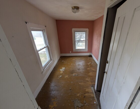 714 E County Line Road Property Photo 20