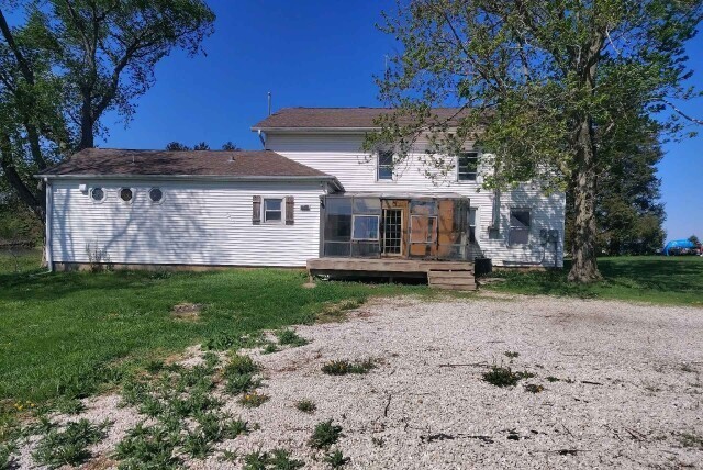 714 E County Line Road Property Photo 23