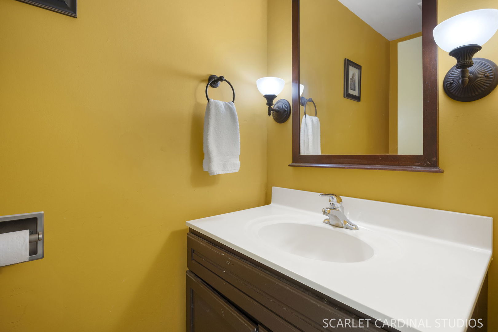 2s620 Hampton Drive Property Photo 5
