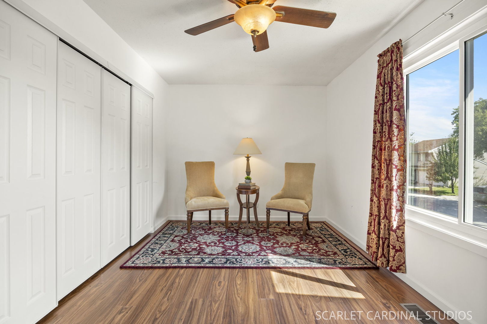2s620 Hampton Drive Property Photo 12