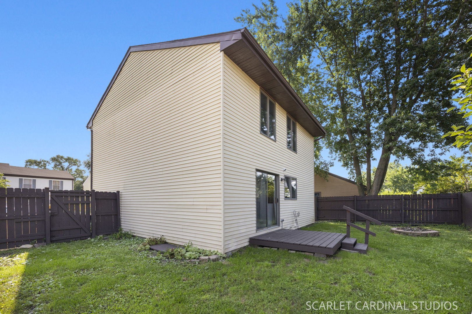 2s620 Hampton Drive Property Photo 21
