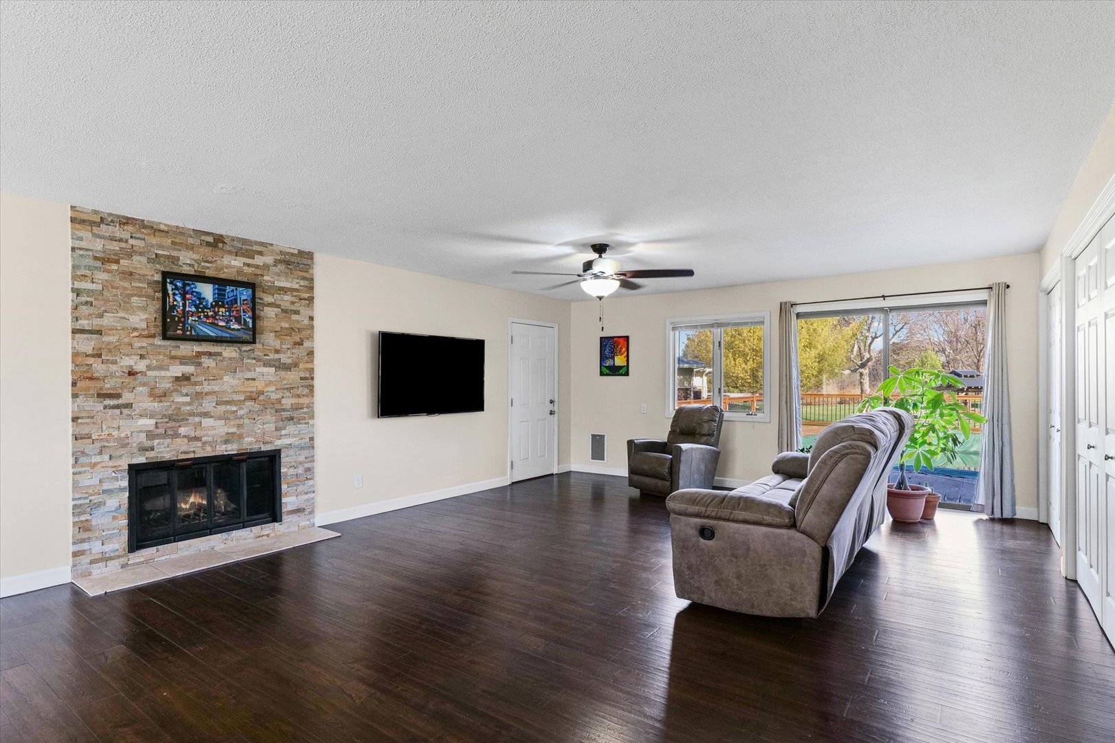 1902 Golf Drive Property Photo 37