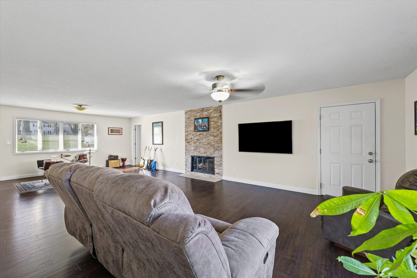 1902 Golf Drive Property Photo 39