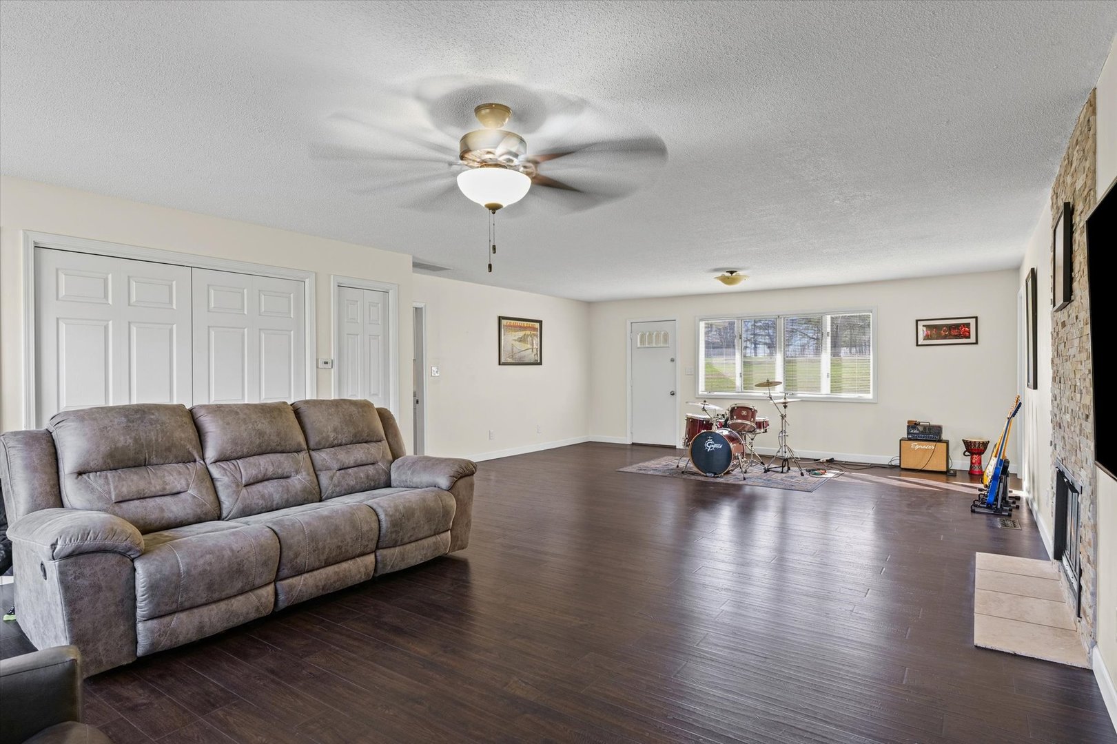 1902 Golf Drive Property Photo 40