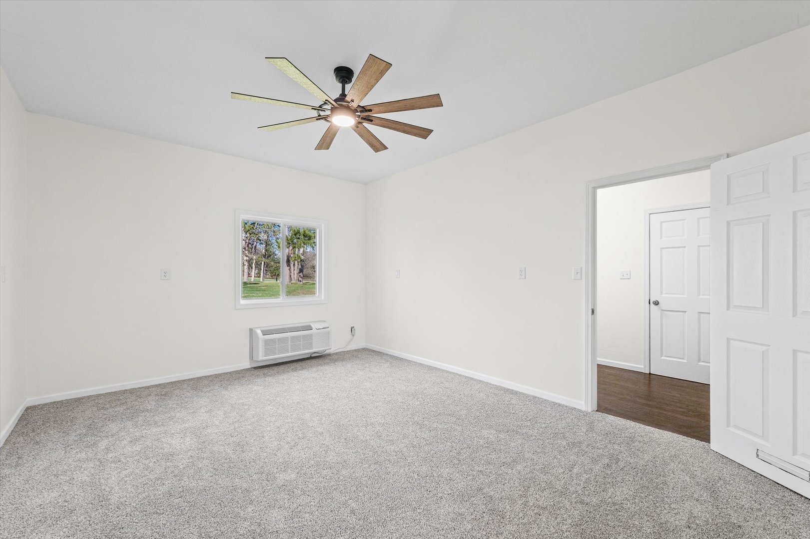 1902 Golf Drive Property Photo 44