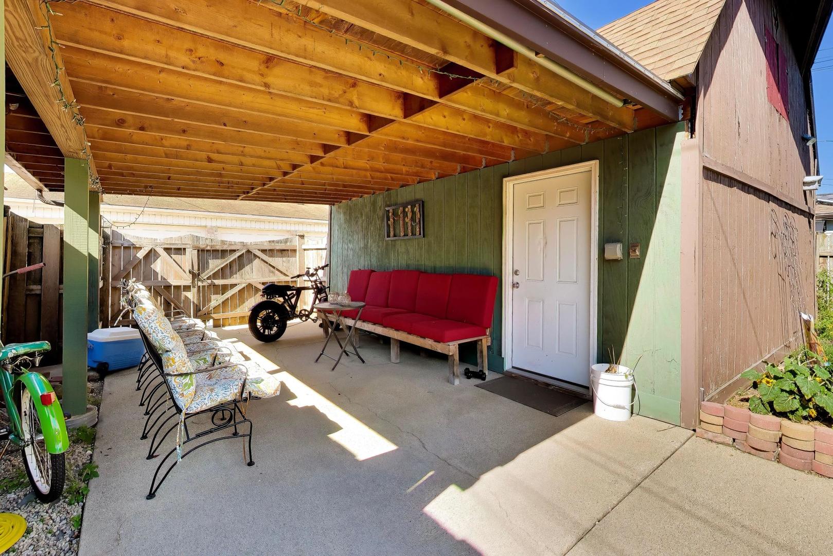 5426 N Lovejoy Avenue Property Photo 38