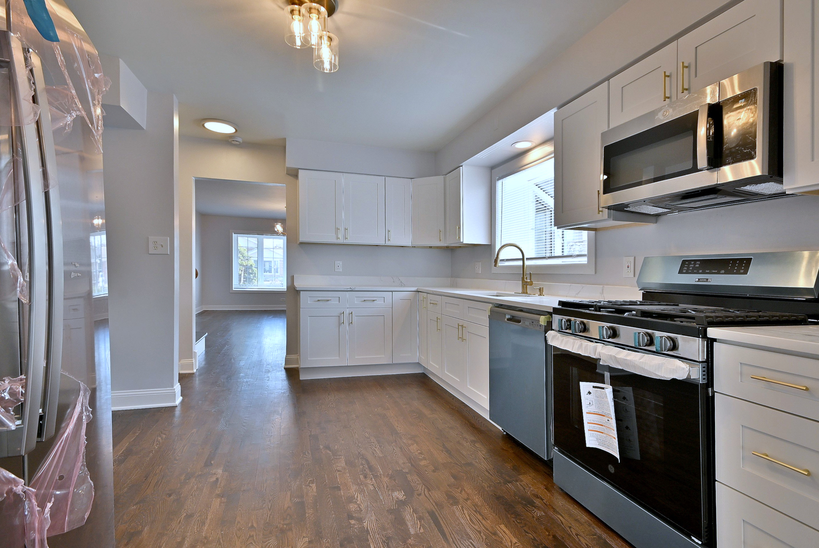 7142 N Keating Avenue Property Photo 11