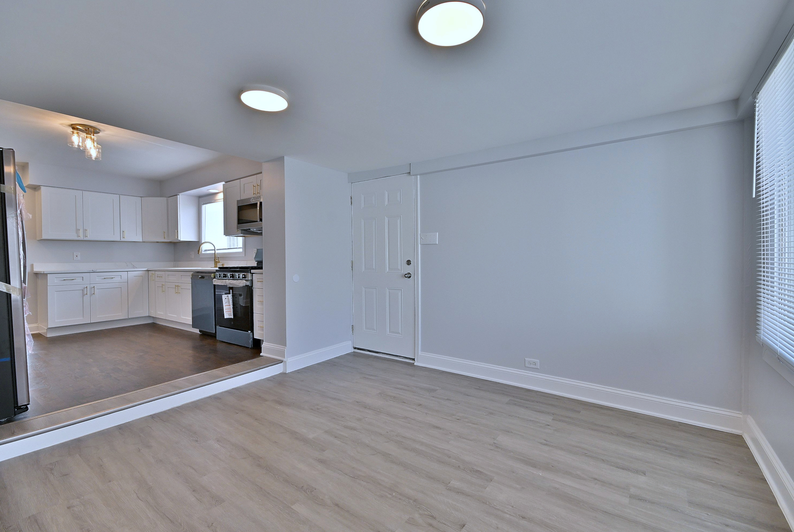7142 N Keating Avenue Property Photo 15
