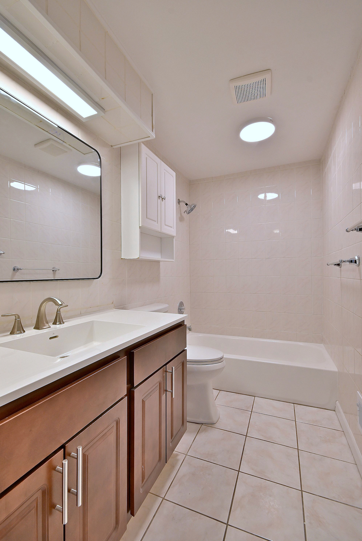 7142 N Keating Avenue Property Photo 17