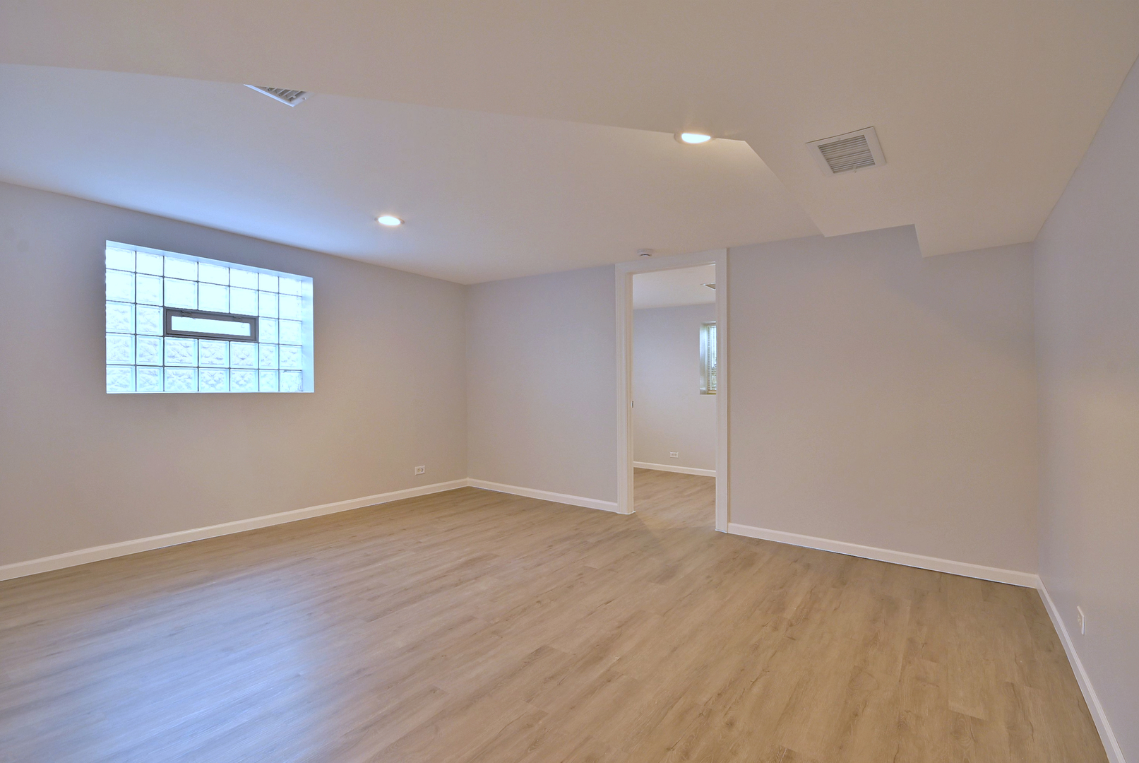 7142 N Keating Avenue Property Photo 27