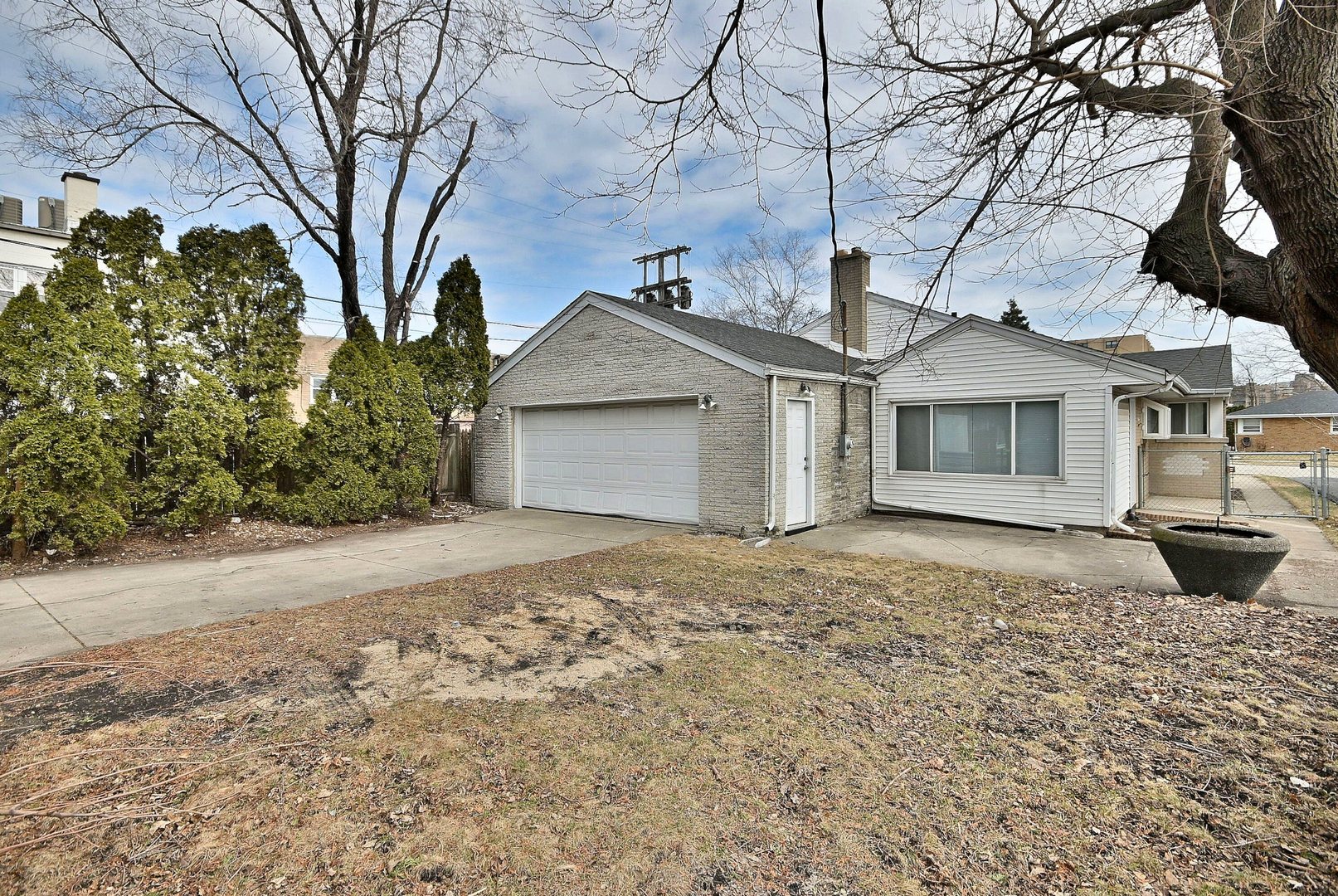 7142 N Keating Avenue Property Photo 32