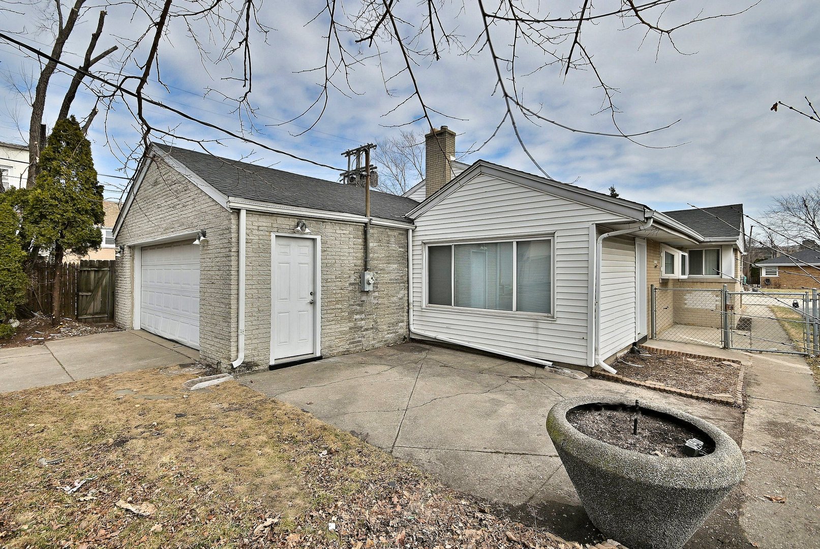 7142 N Keating Avenue Property Photo 33