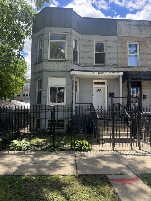 4445 W Maypole Avenue Property Photo 1