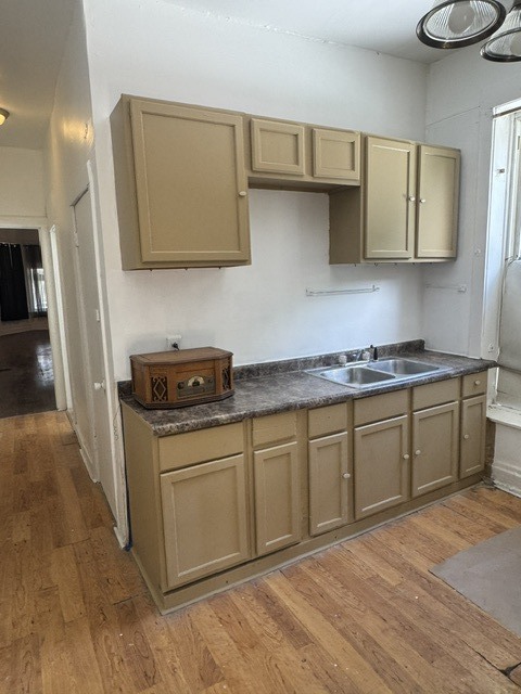 4445 W Maypole Avenue Property Photo 5