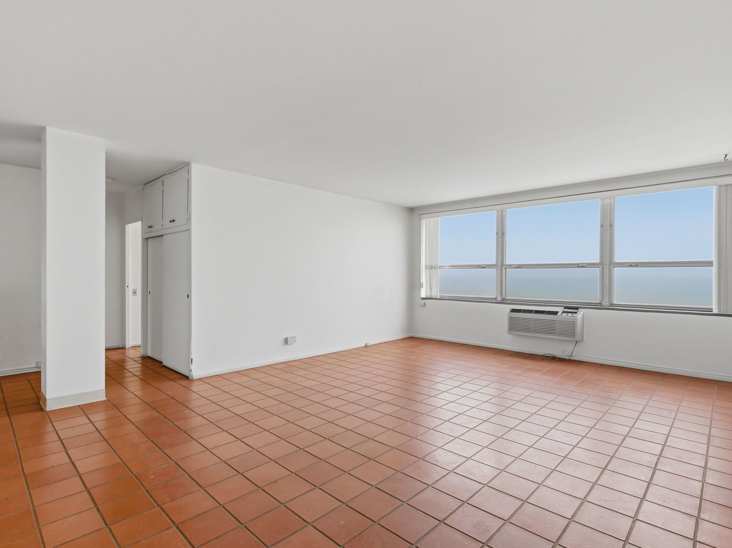 5530 S Shore Drive 17a Property Photo 2
