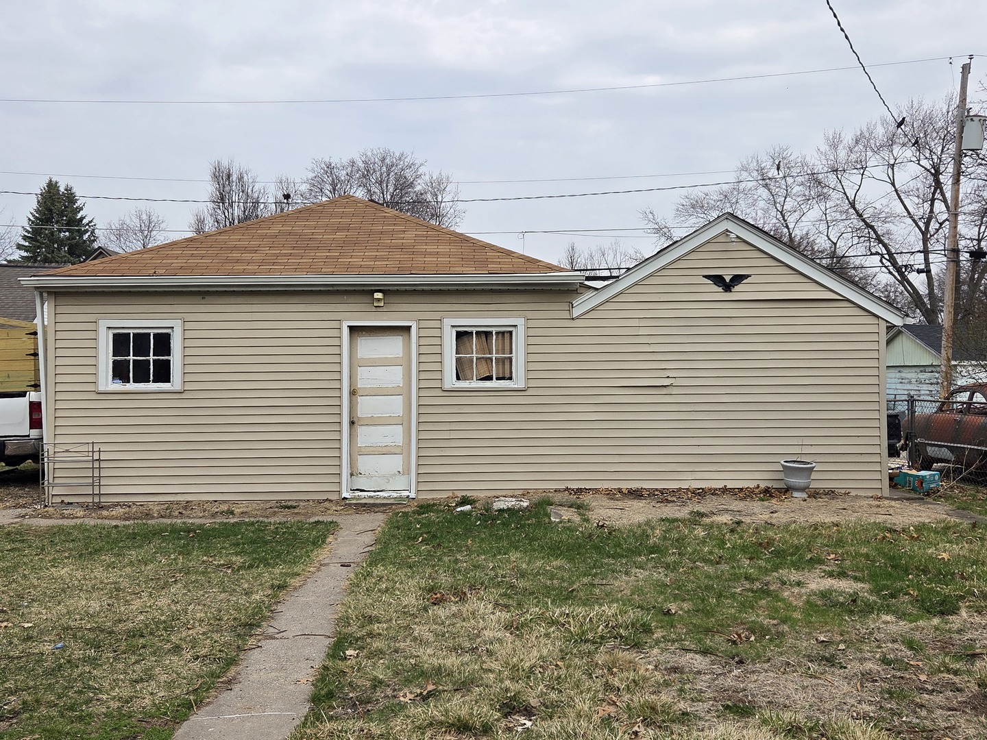 916 E 14th Street Property Photo 12