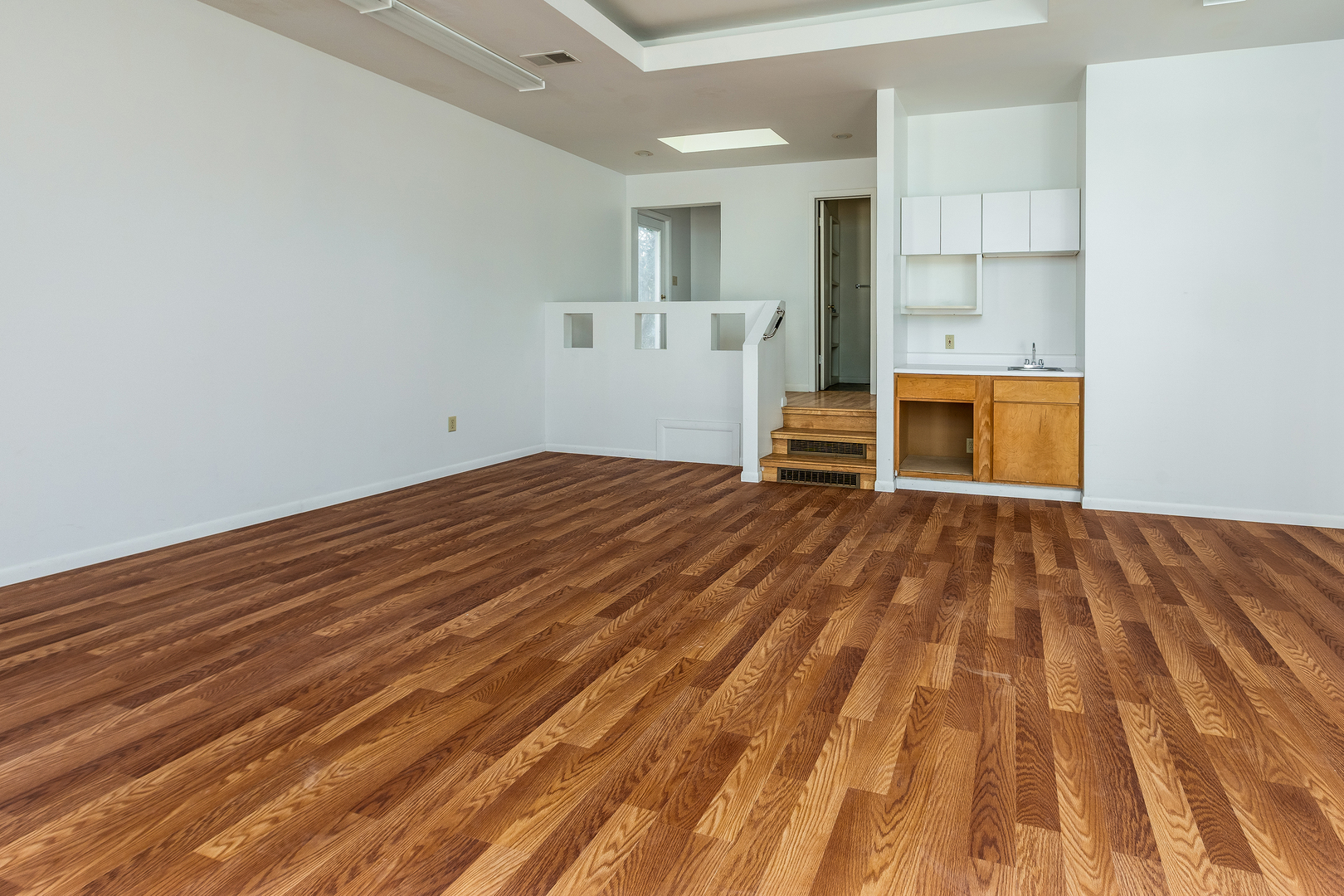 1004 S Taylor Drive Property Photo 19