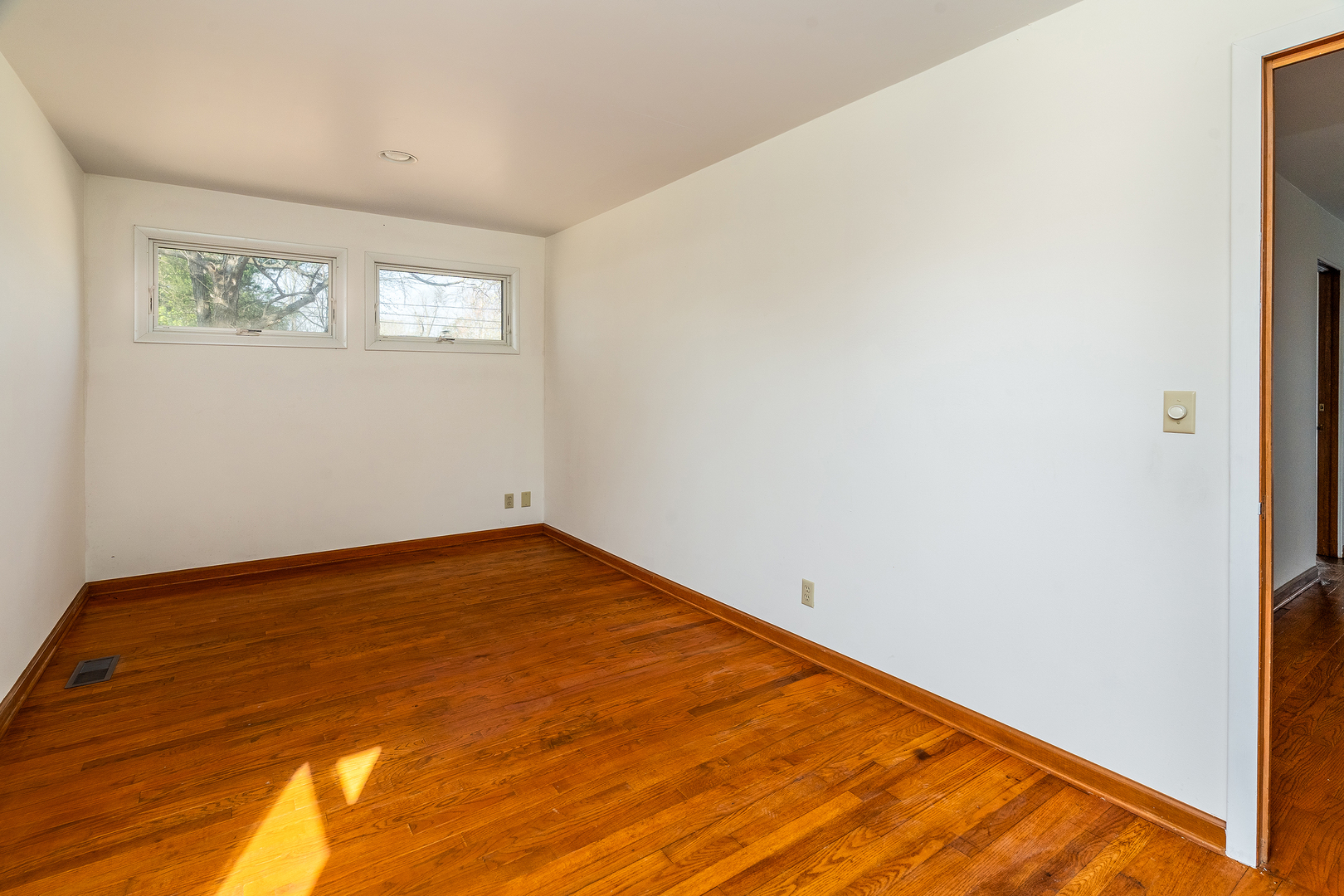 1004 S Taylor Drive Property Photo 29