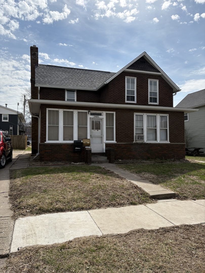 2428 5th Avenue Property Photo 1