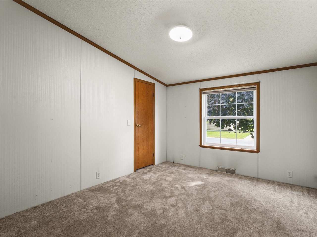 5410 Autumnash Lane Property Photo 31