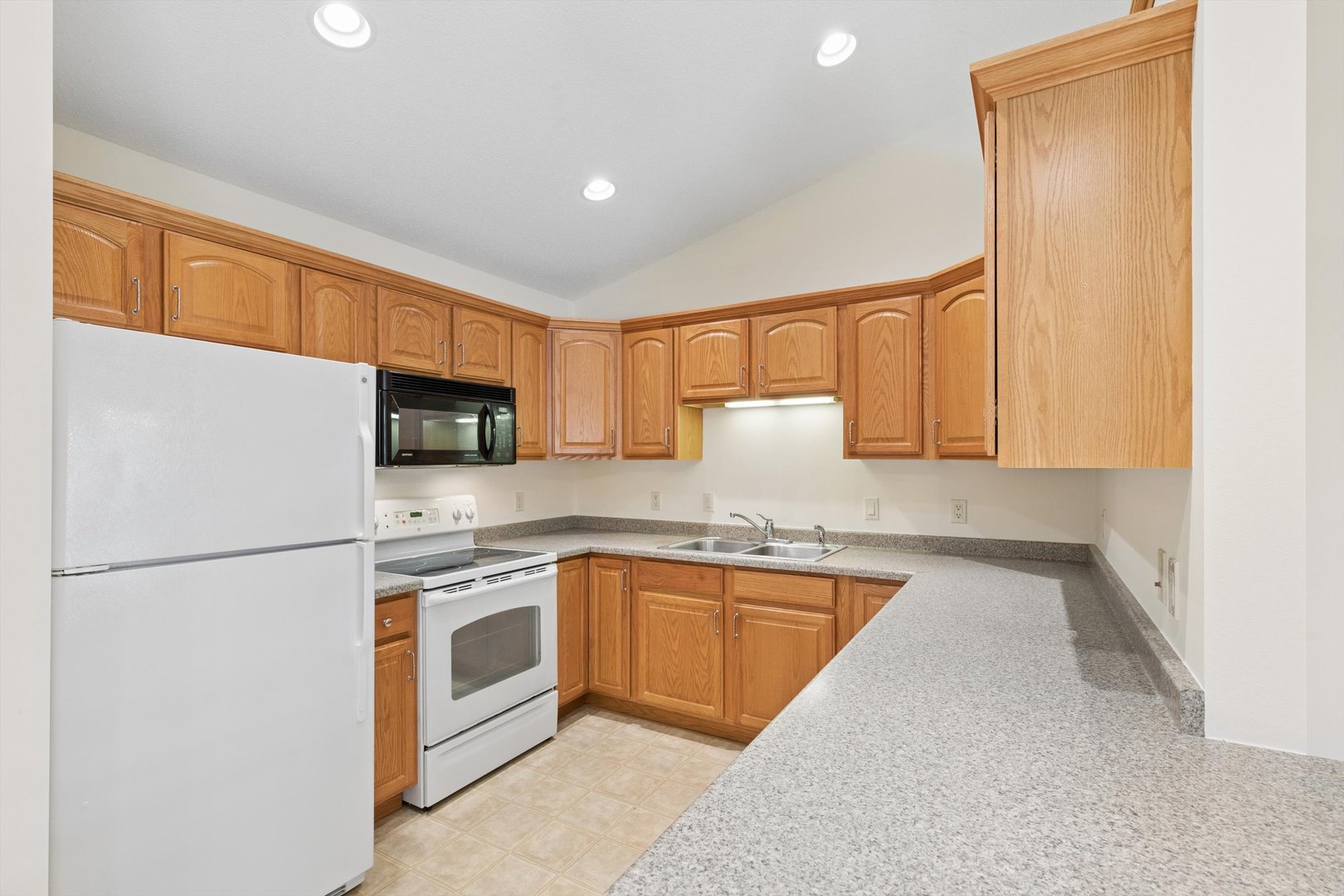 921 10th Street Property Photo 11
