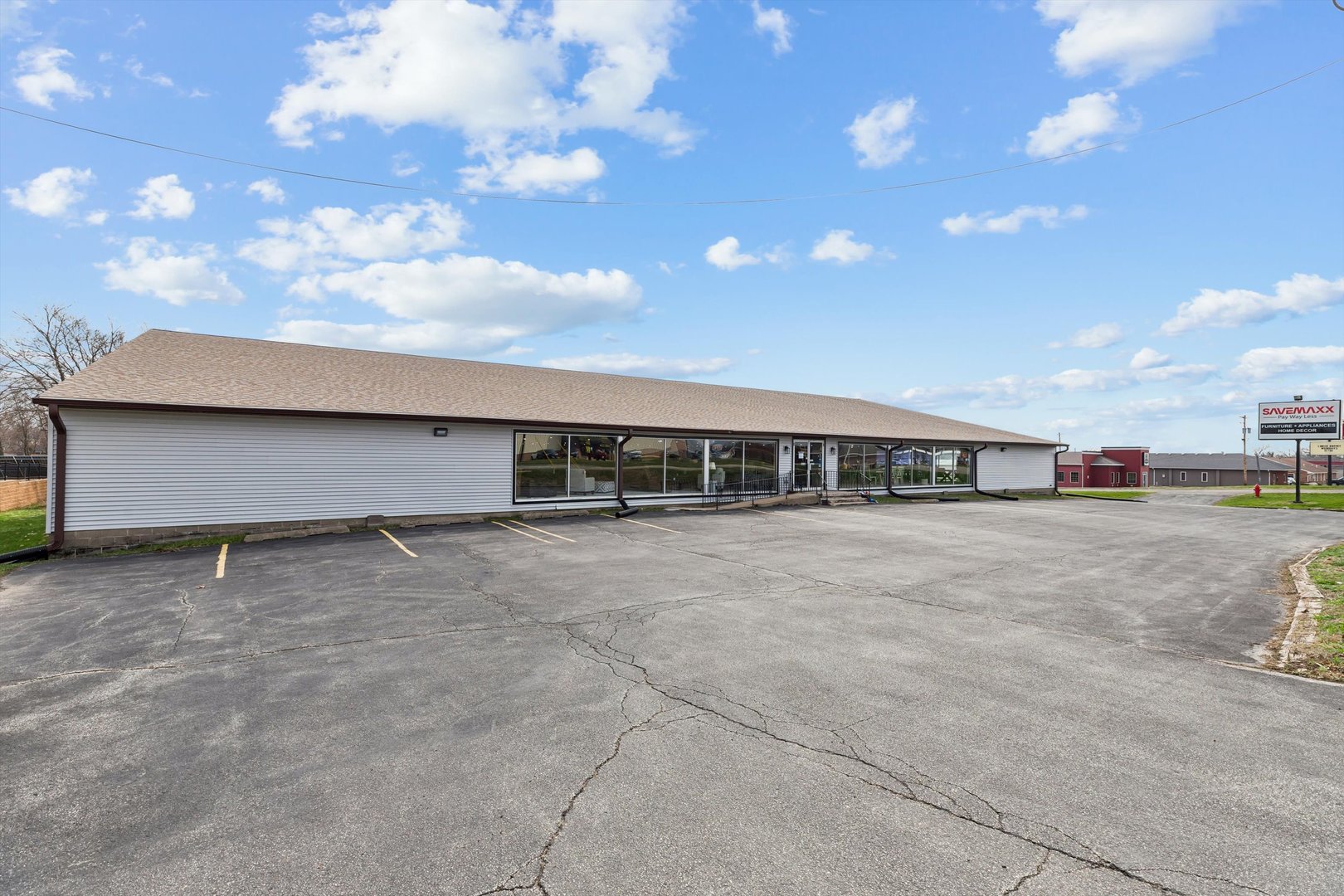 1323 11th Street B Property Photo 1