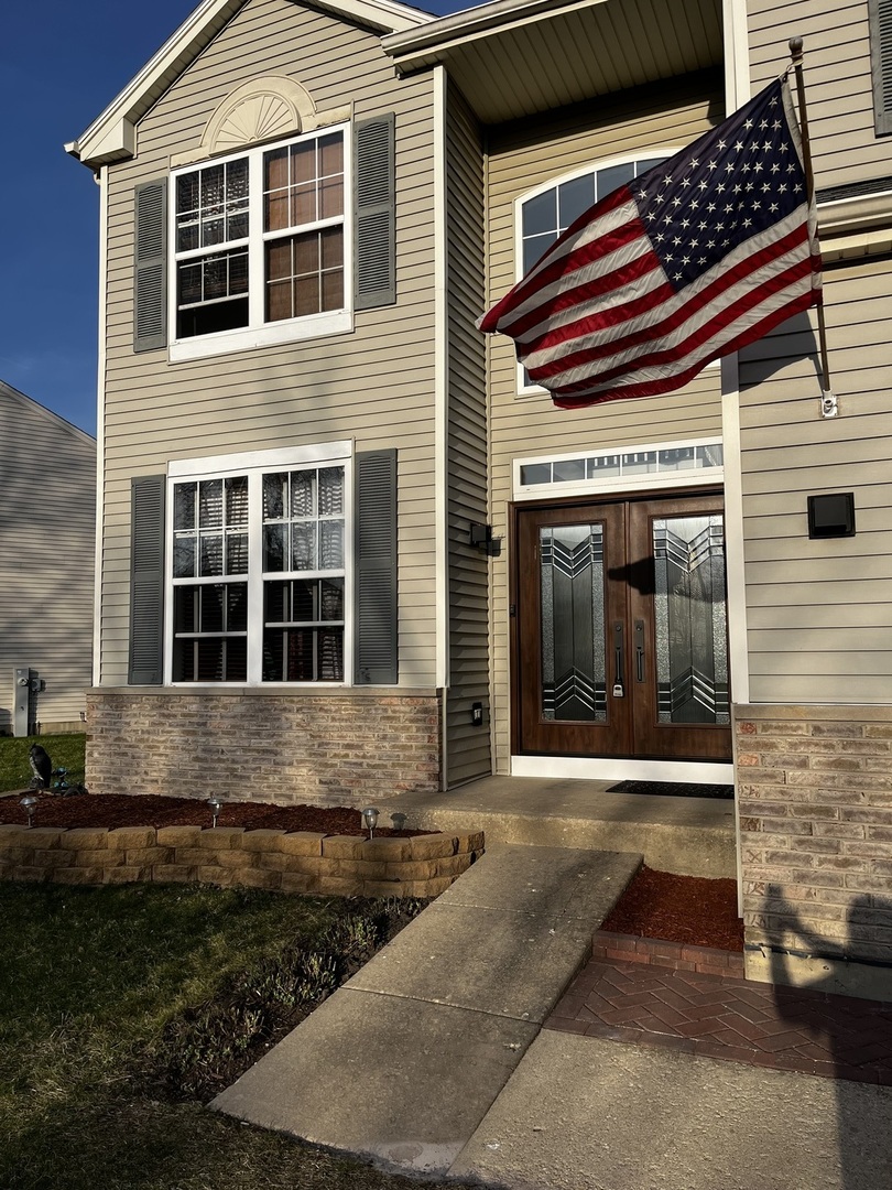 1918 Windstone Drive Property Photo 2