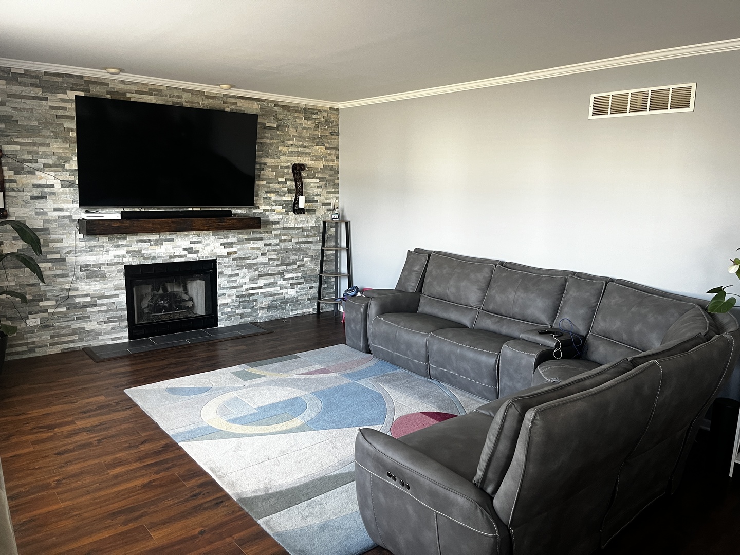 1918 Windstone Drive Property Photo 25