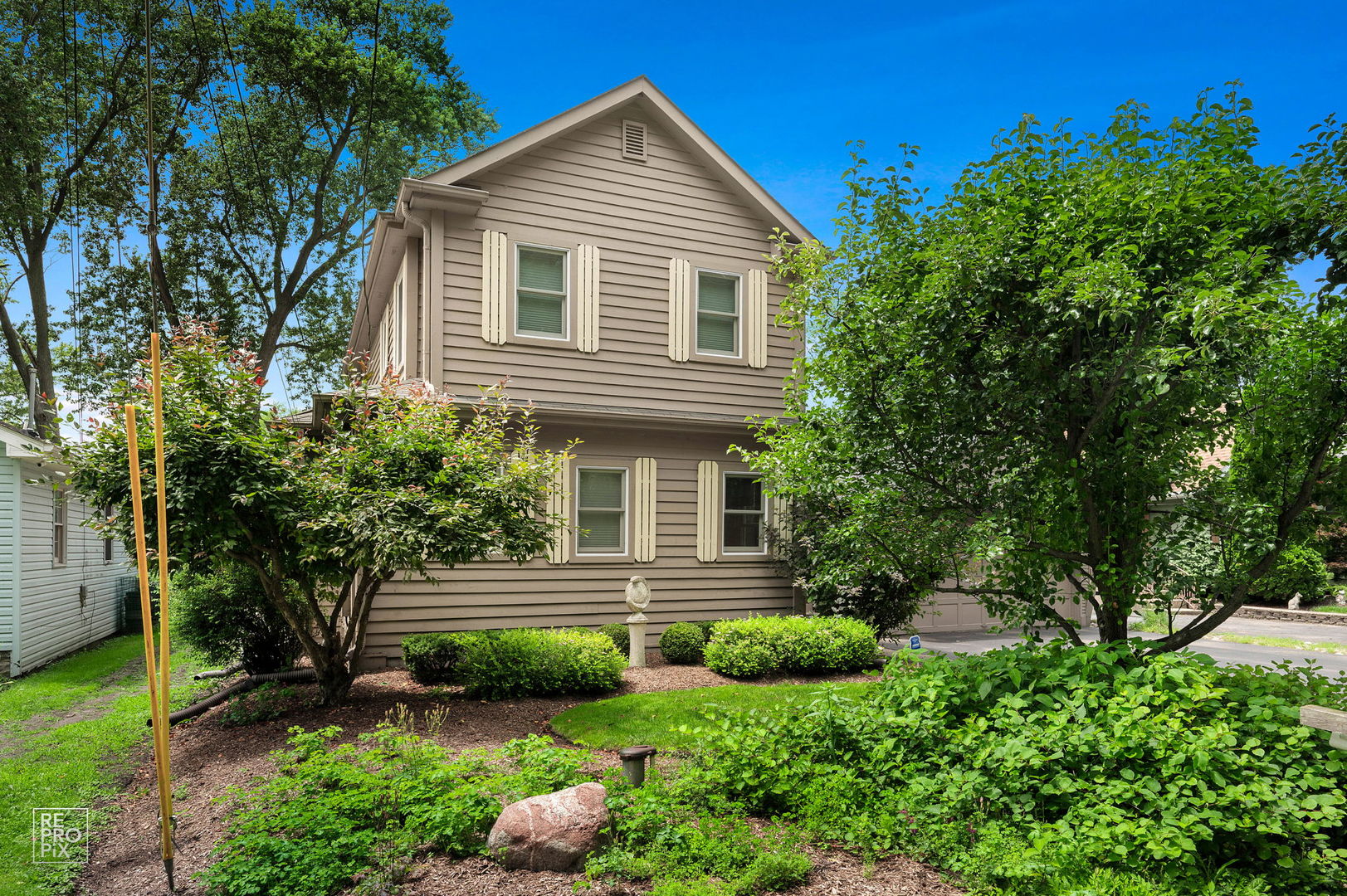 3315 S Riverdale Road Property Photo 4