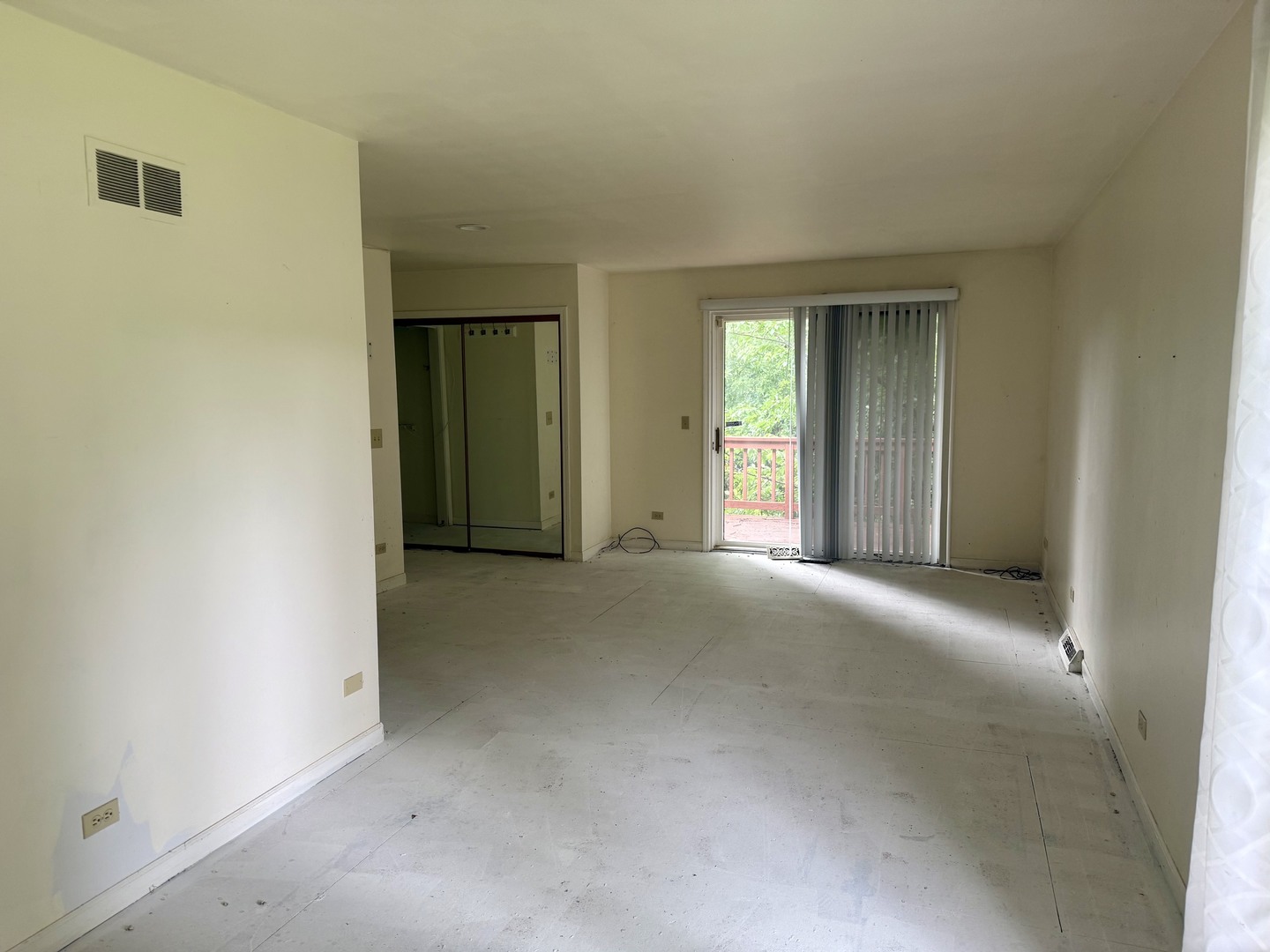 12601869 Property Photo 6