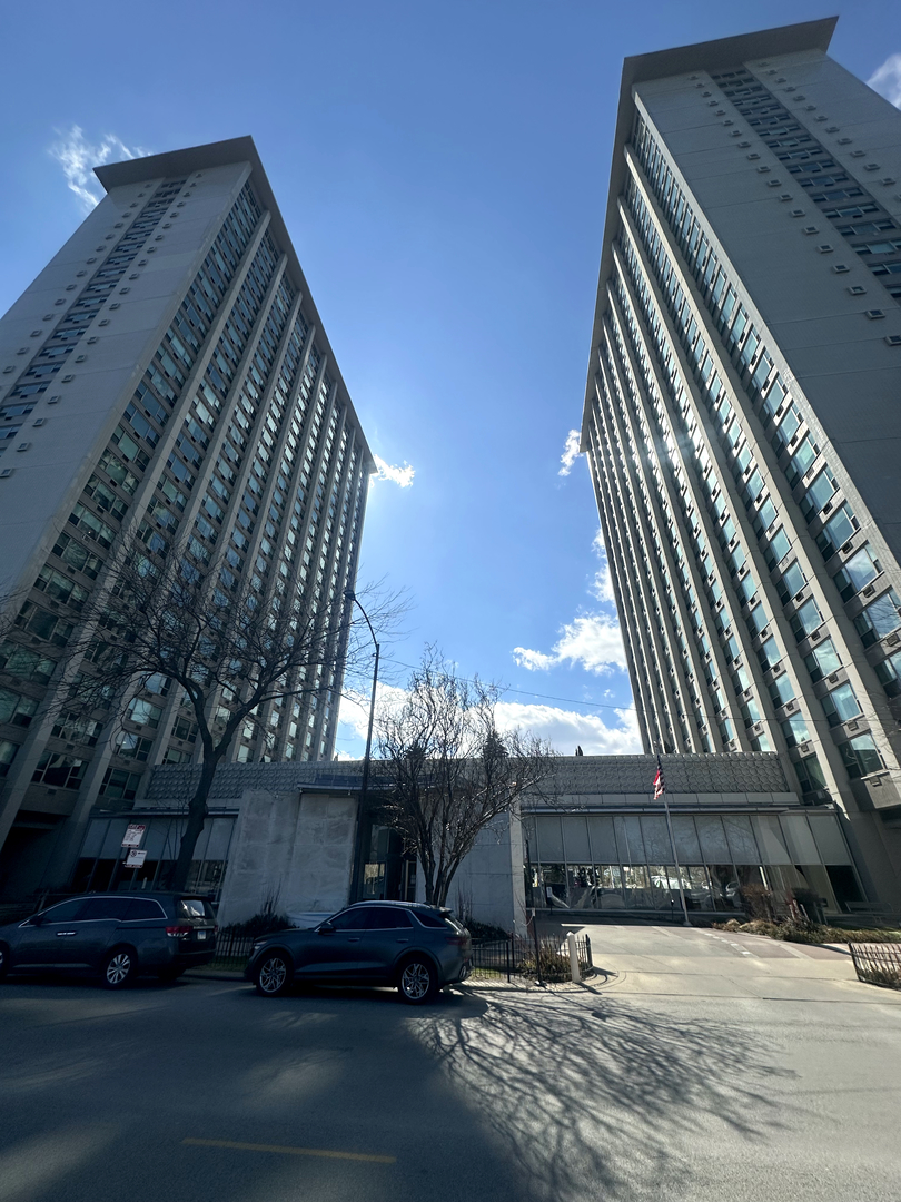 3600 N Lake Shore Drive 1624 Property Photo 3