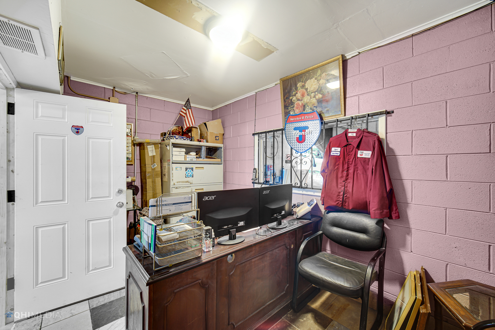 15500 Vincennes Road Property Photo 15