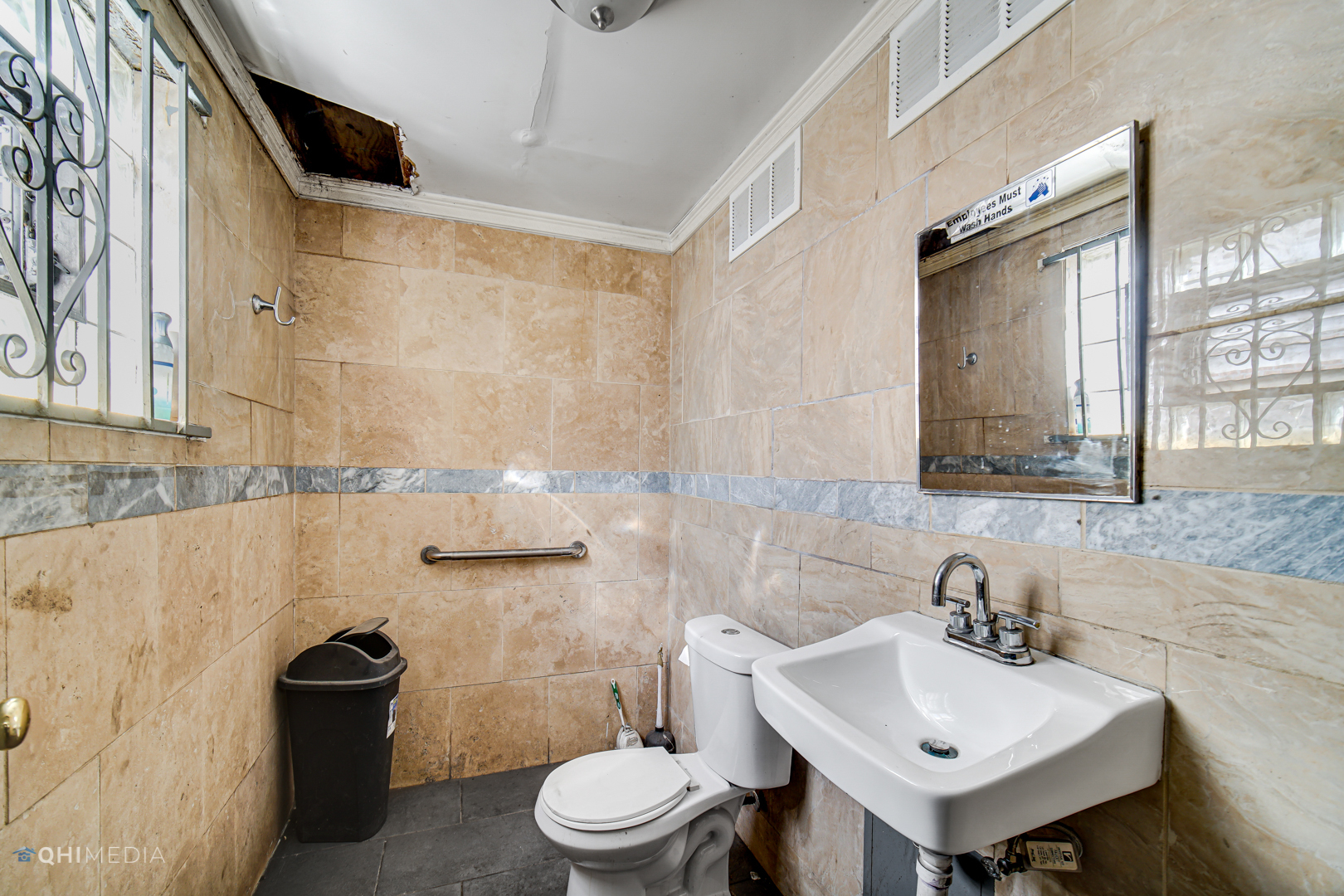 15500 Vincennes Road Property Photo 21