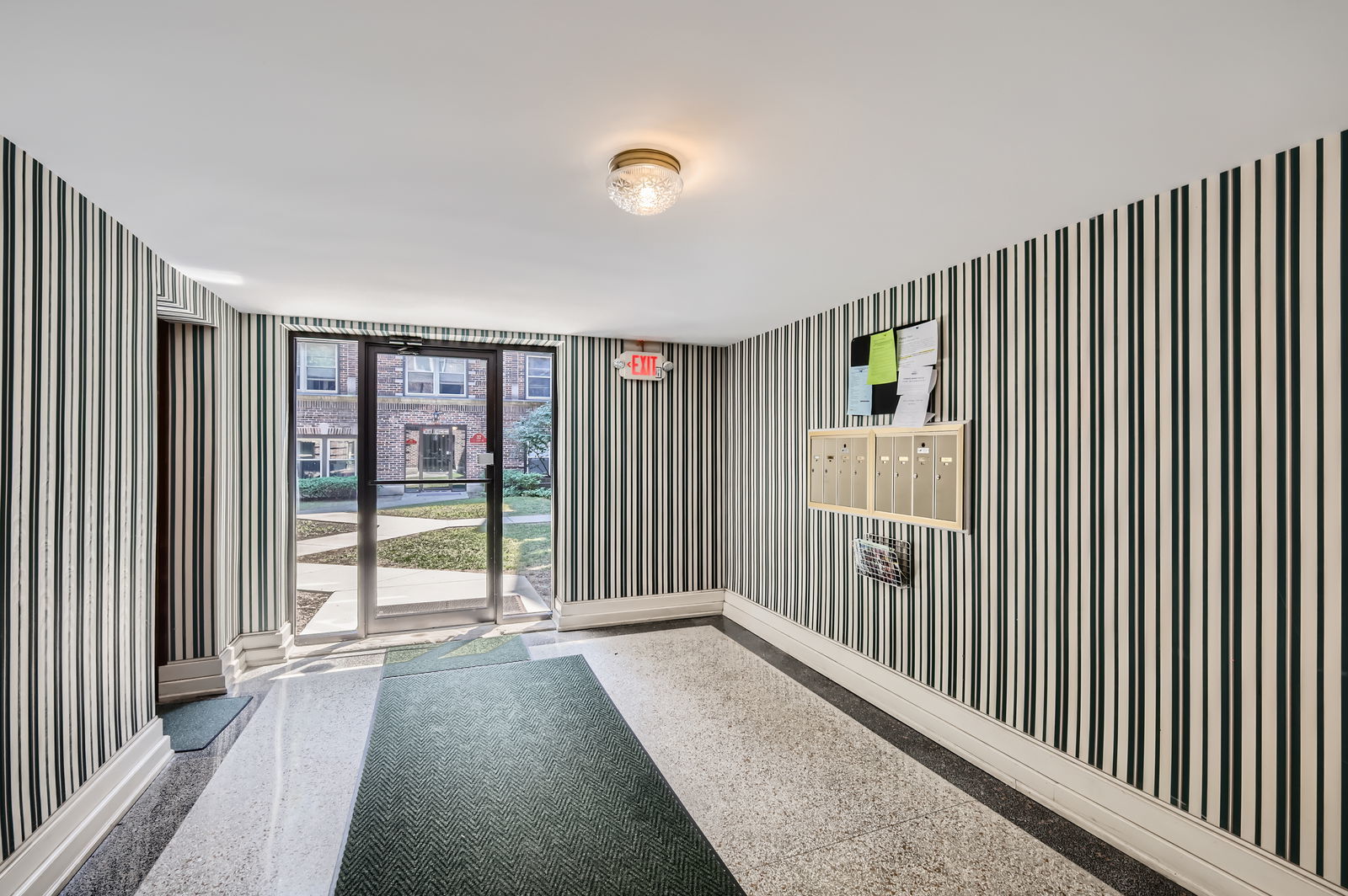 28 S 6th Avenue 1d Property Photo 14