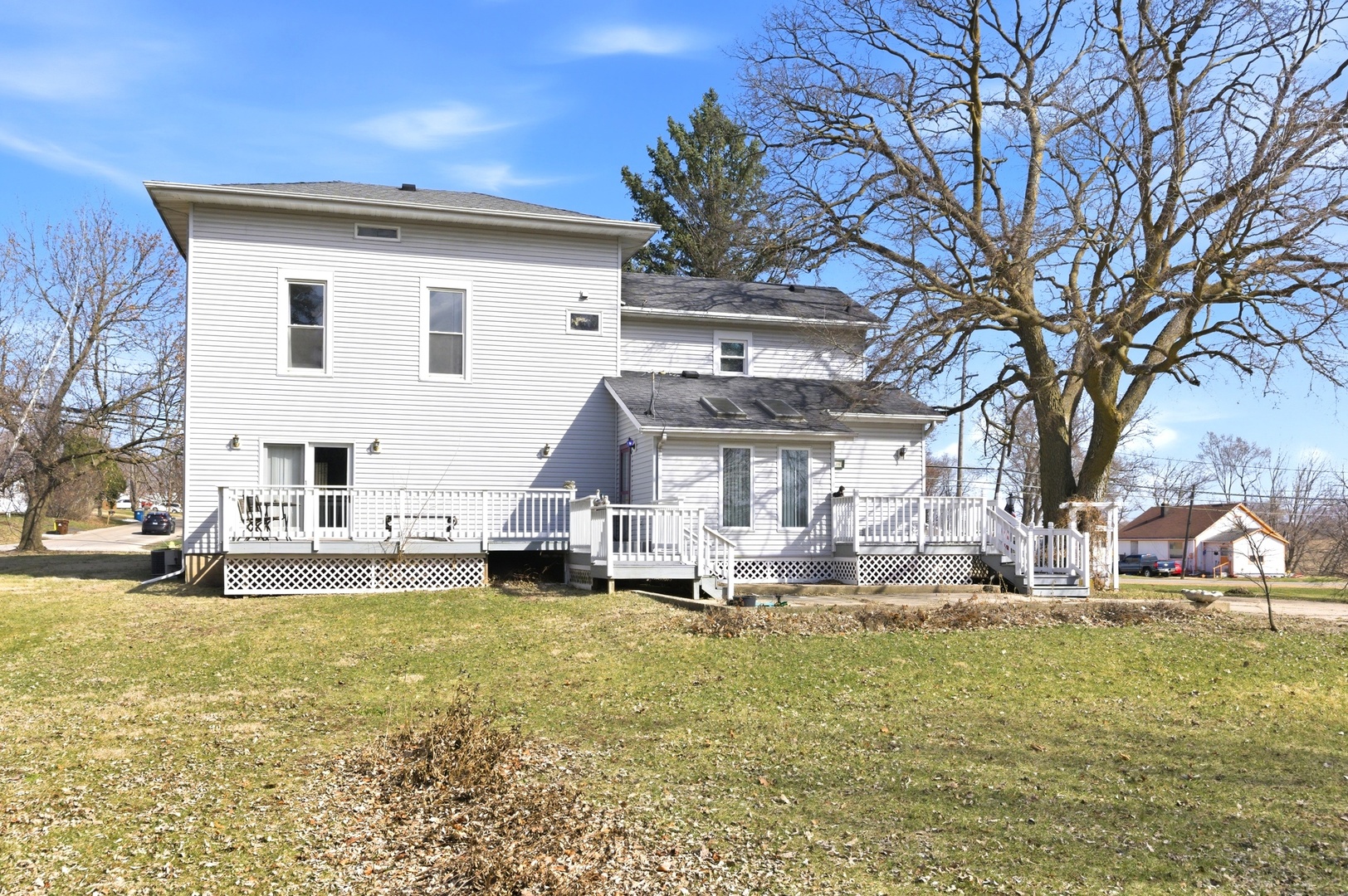 1431 Il Route 75 Property Photo 4