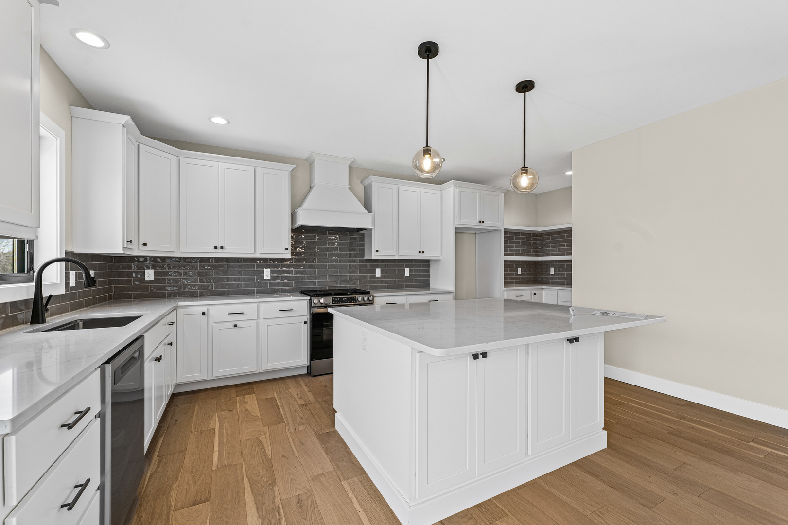 1206 Willowgrove Lane Property Photo 10