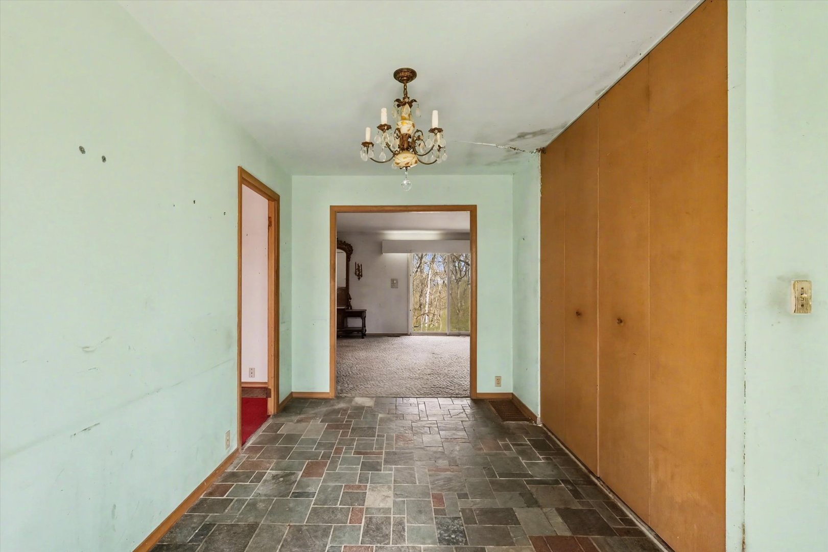 404 Oak Drive Property Photo 5