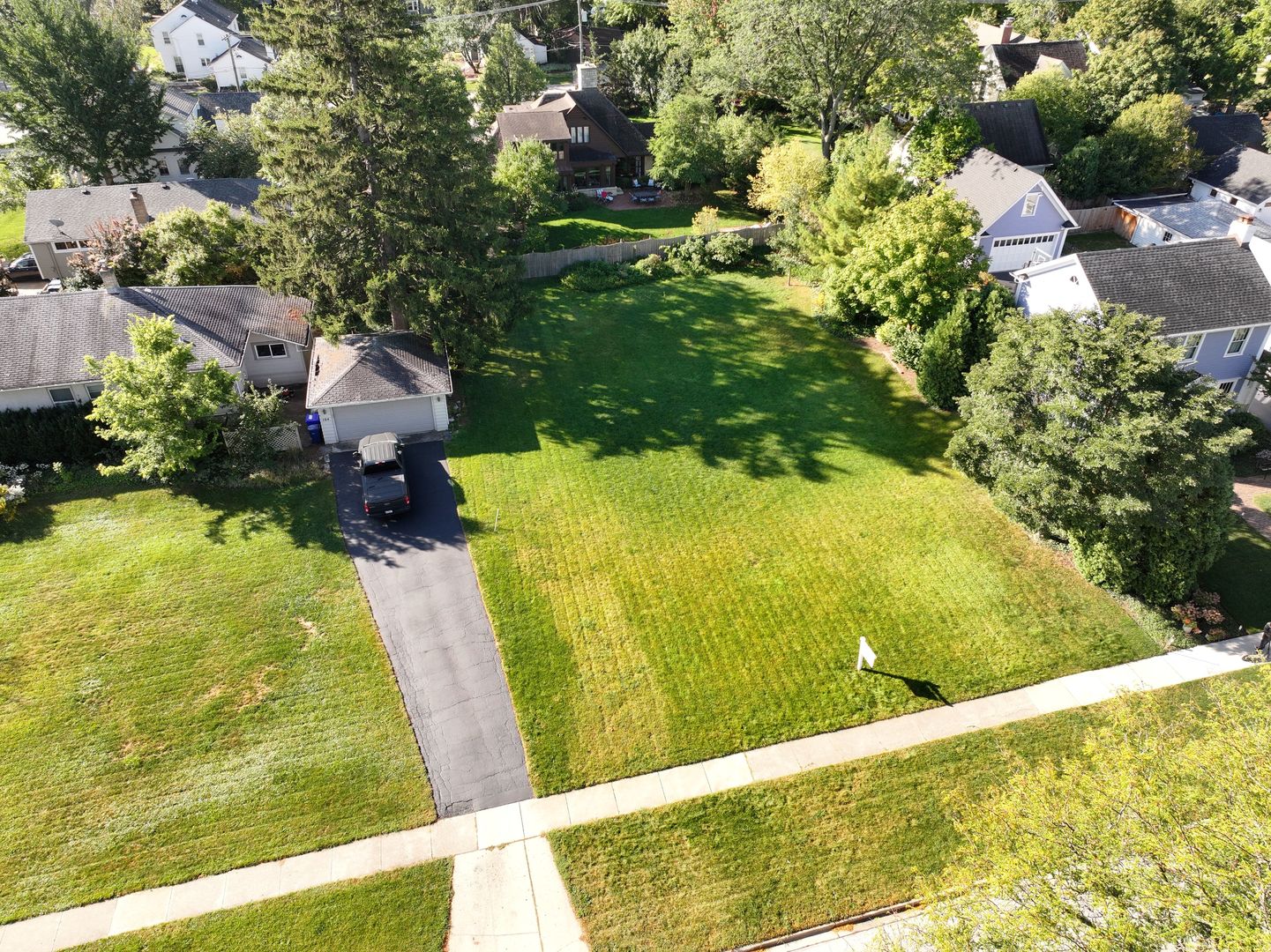 114 W Prairie Avenue Property Photo 2