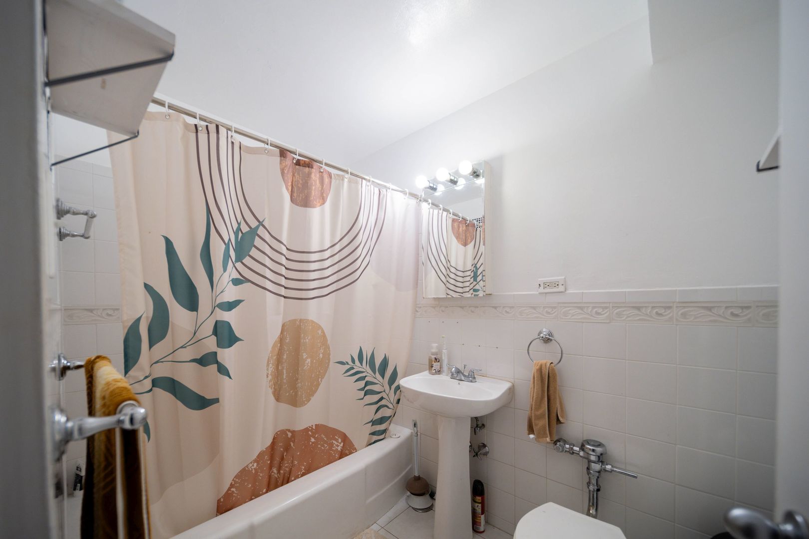 6030 N Sheridan Road 2011 Property Photo 11