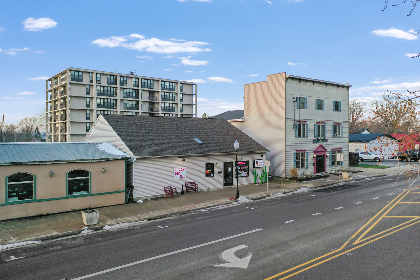 2110 4th Street Property Photo 2