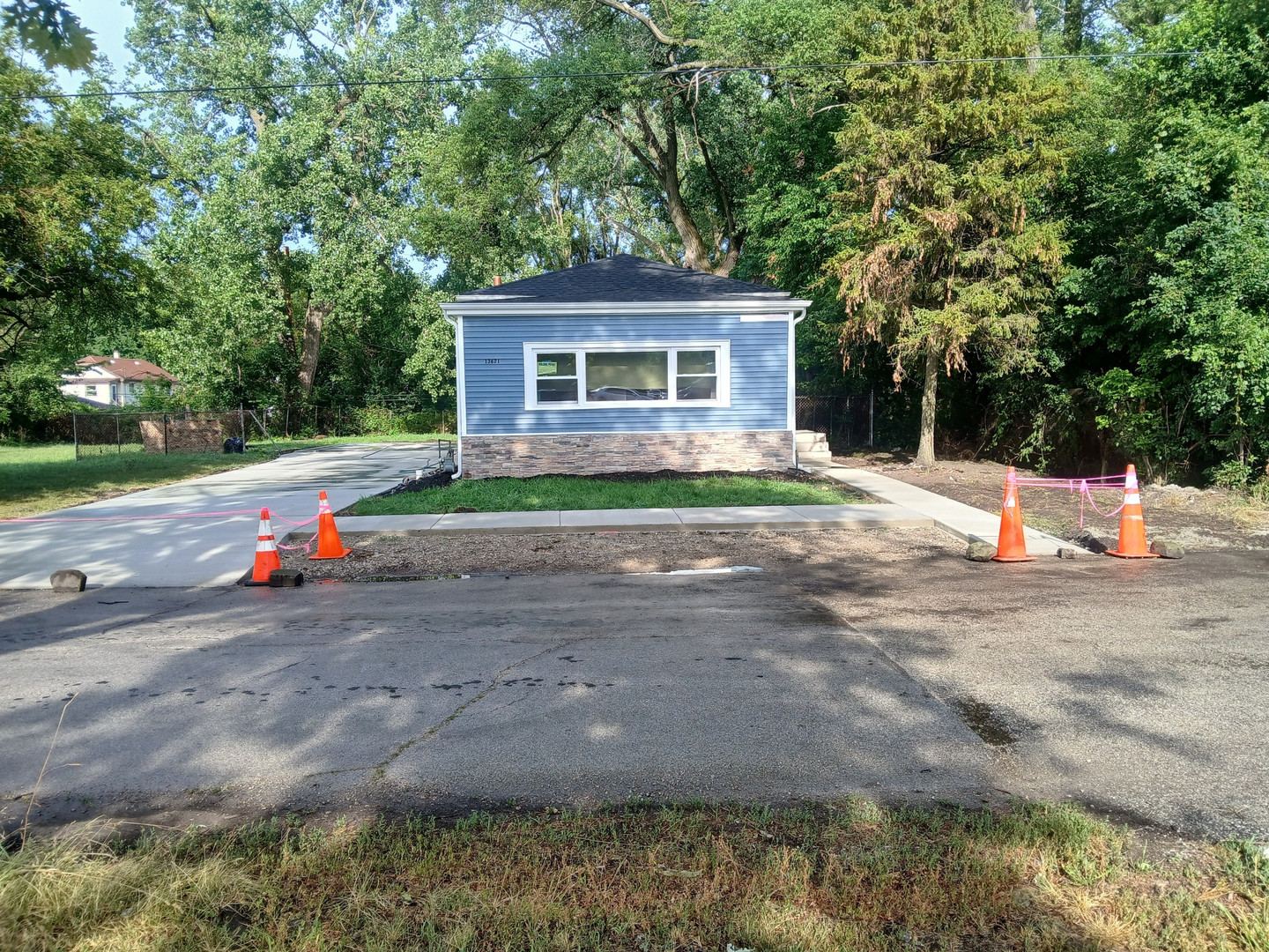 13621 S Homan Avenue Property Photo 1