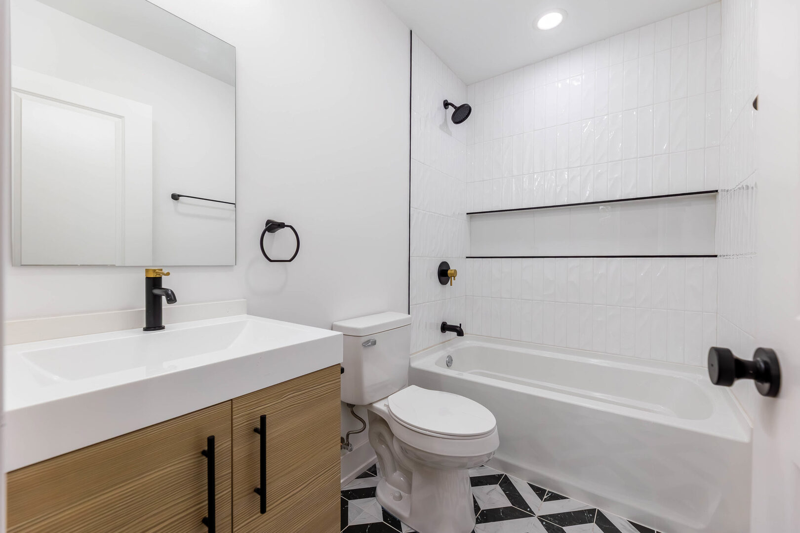 241 W 74th Street 1 Property Photo 8