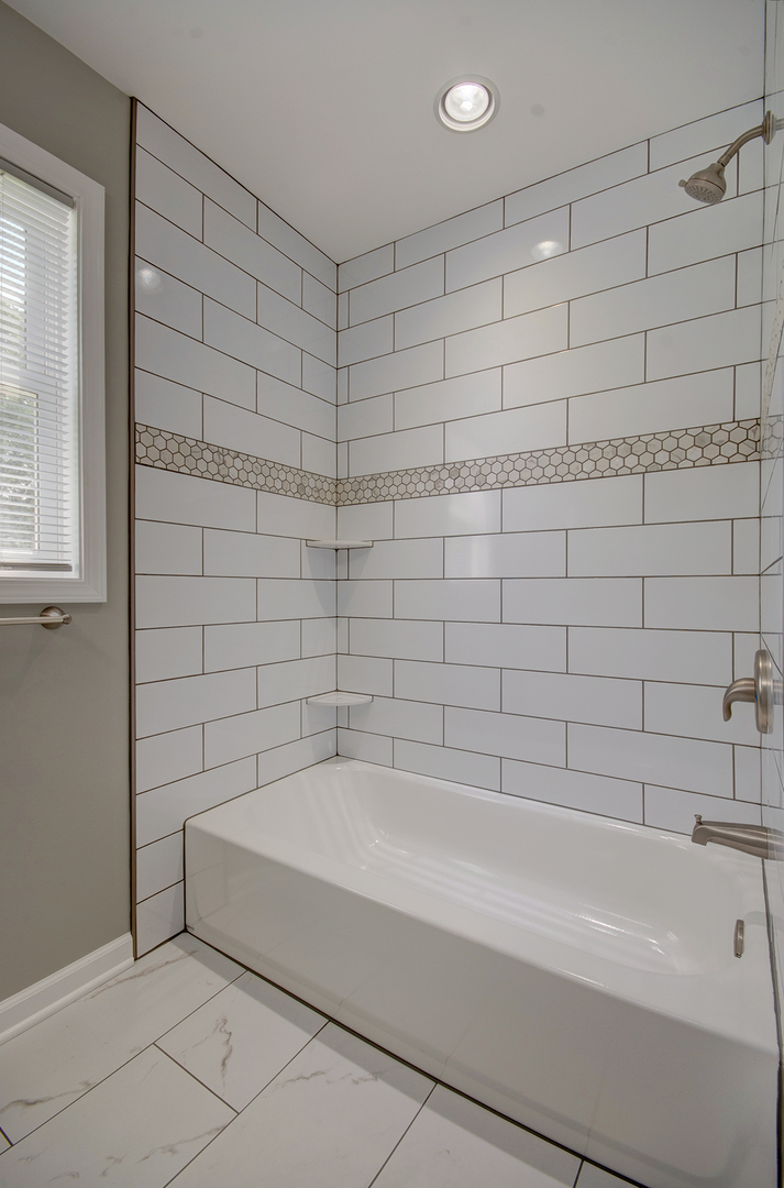 394 W 3rd Street Property Photo 19