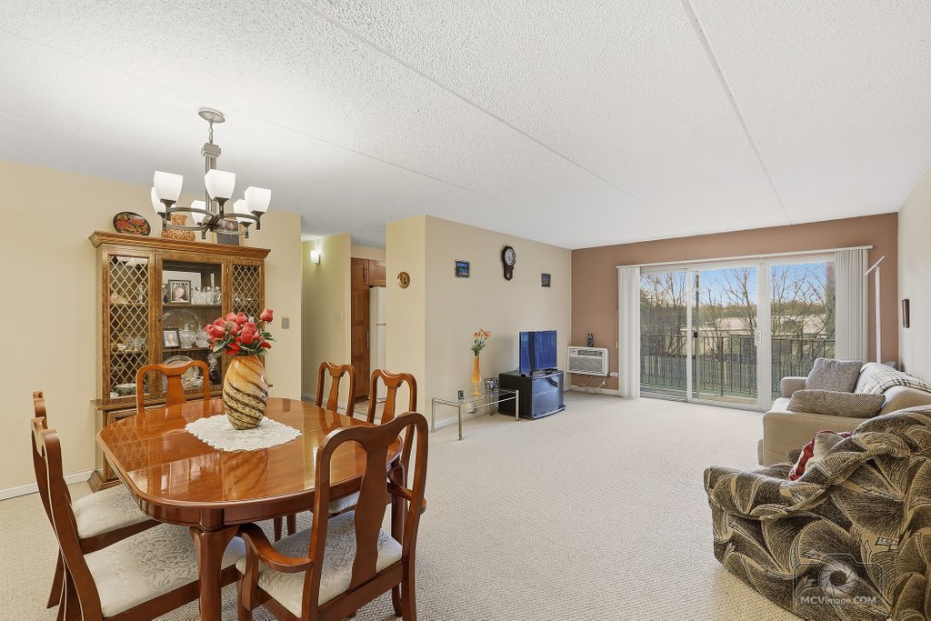 588 Fairway View Drive 2h Property Photo 5