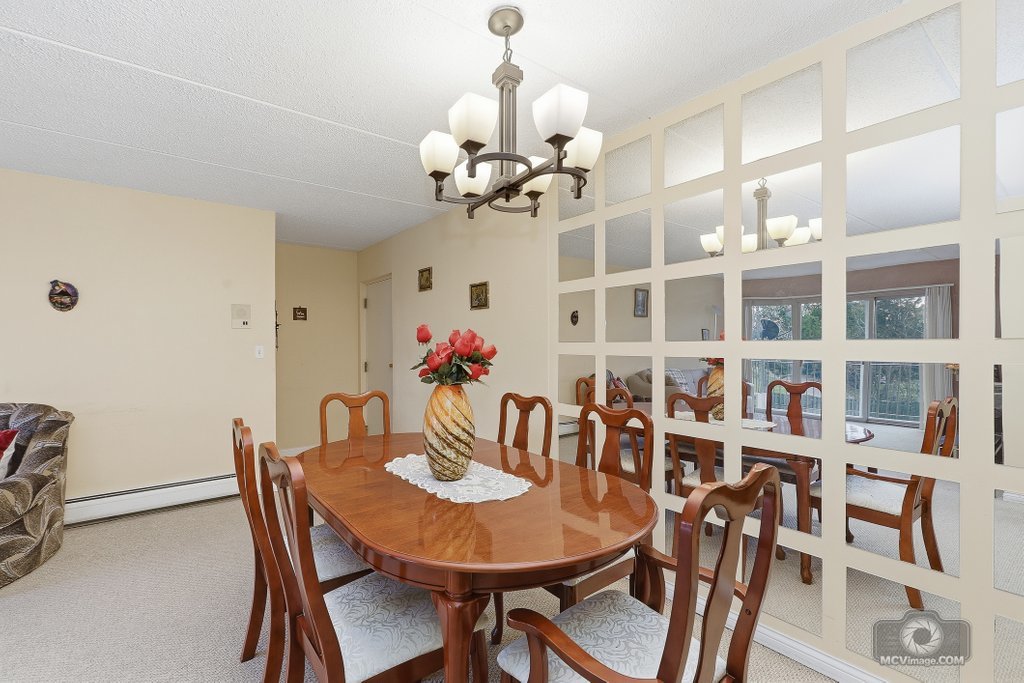 588 Fairway View Drive 2h Property Photo 7