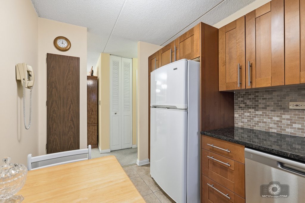 588 Fairway View Drive 2h Property Photo 10