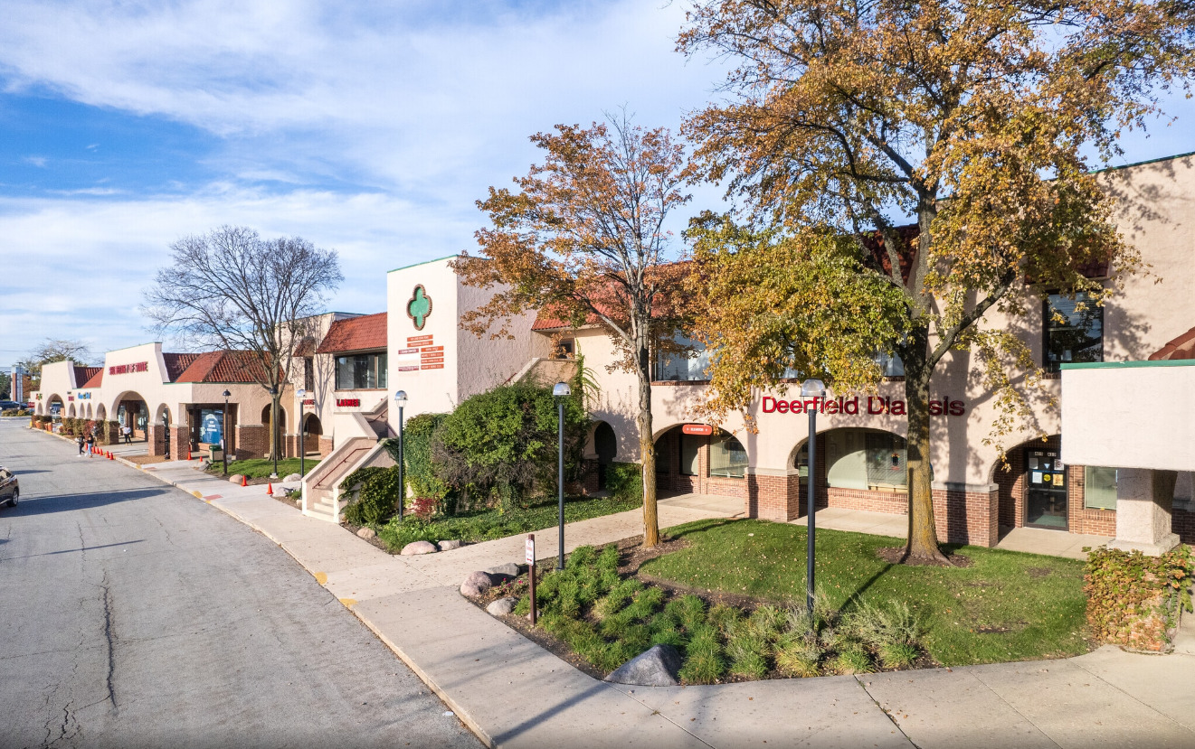 401-499 Lake Cook Road Property Photo 6