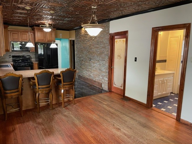 2247 N 73rd Avenue Property Photo 9