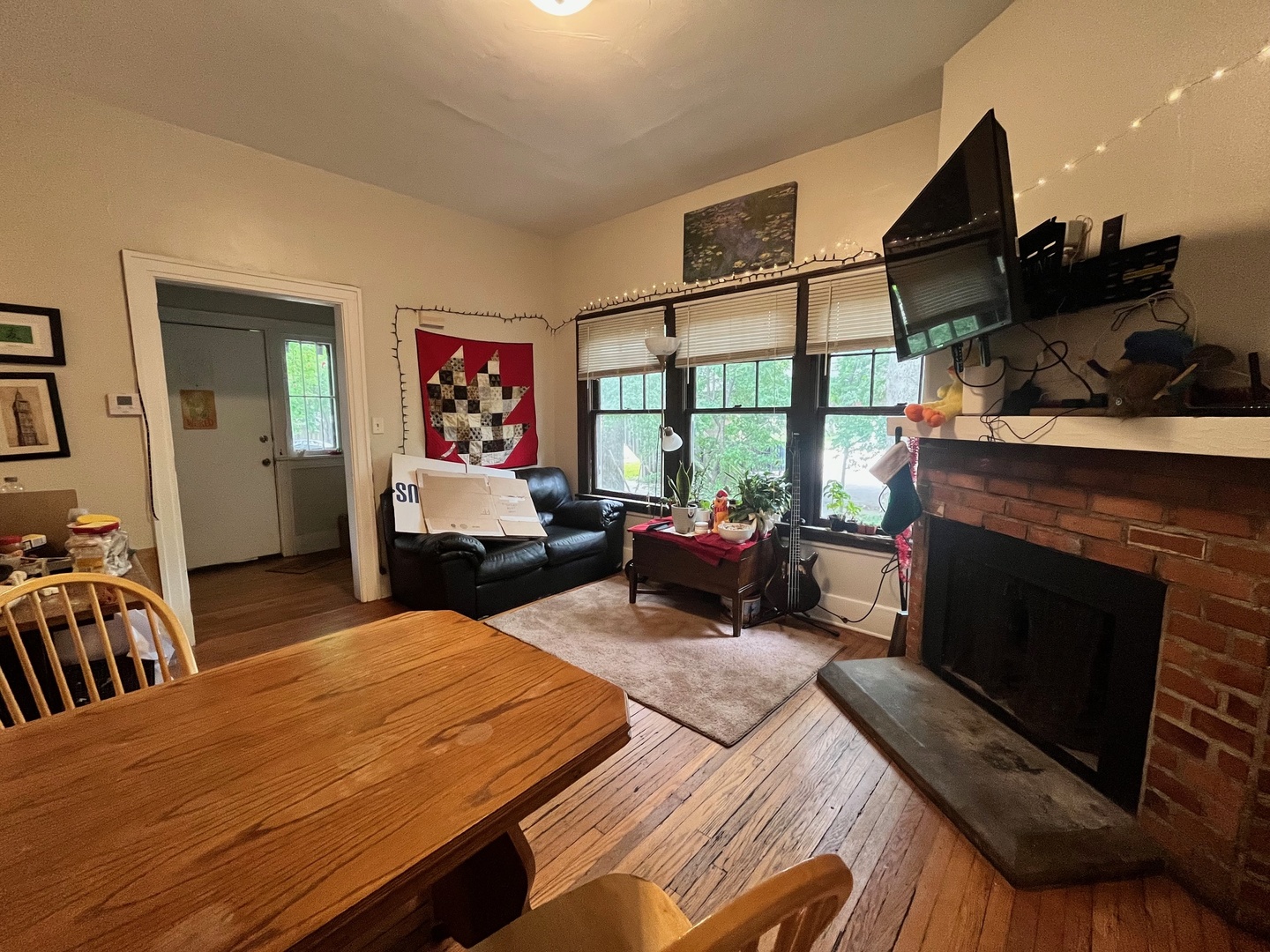 708 W High Street Property Photo 2