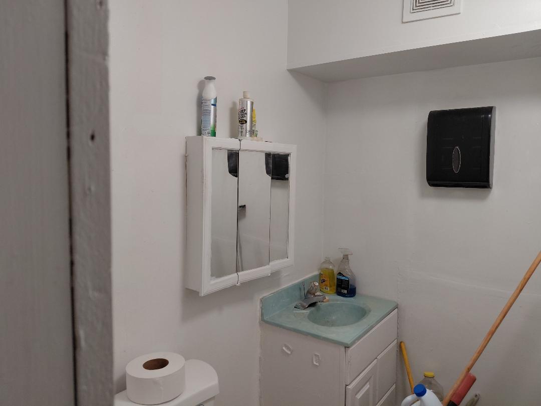 3811 W Chicago Avenue Property Photo 5